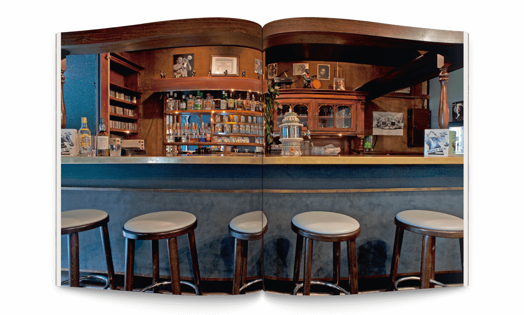 Innenseite von der Bar "Tobi's Kitchen" im Buch Bars München